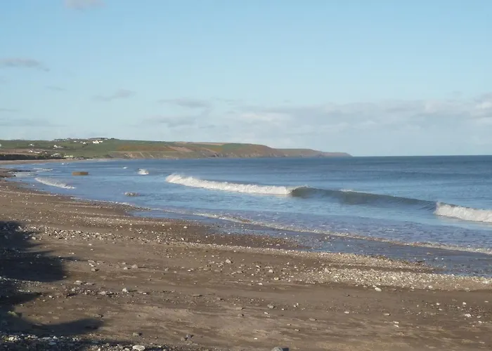 Mews 2 Bed By Trident Homes * キャッスルマーター